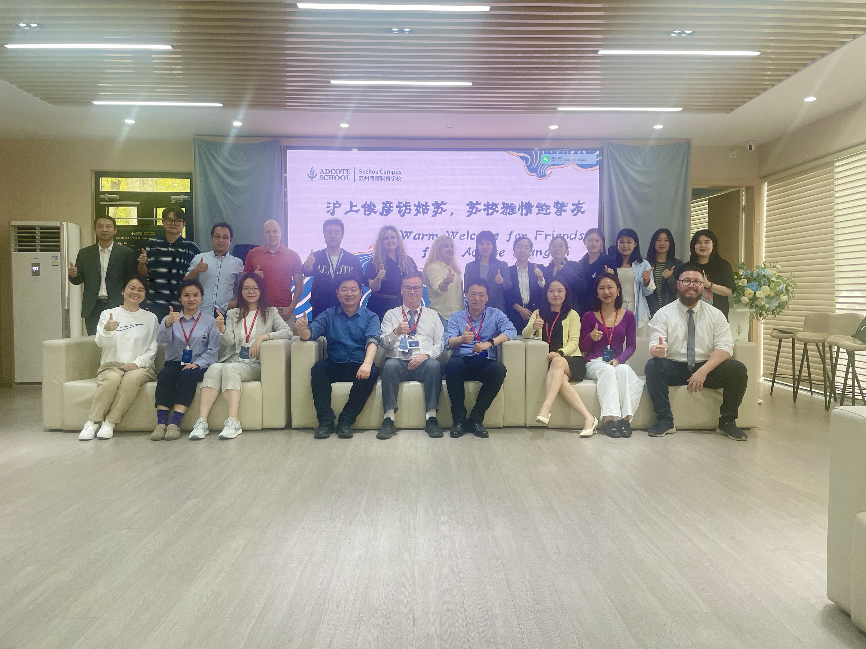 0f50257e-4190-4a17-8a37-cf726bb0d42d.jpg
