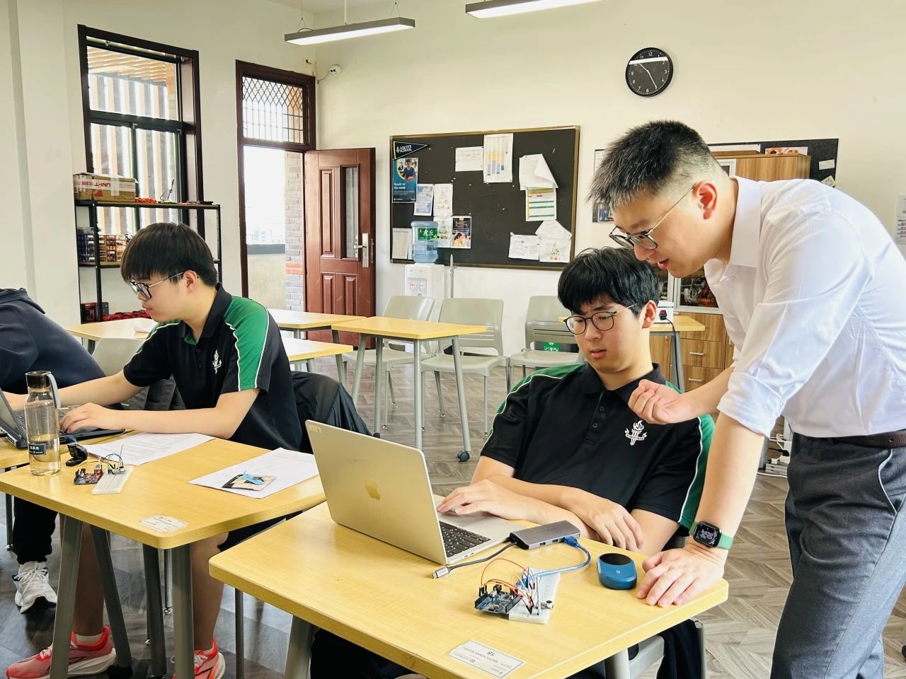 微信图片_20250612133642.jpg